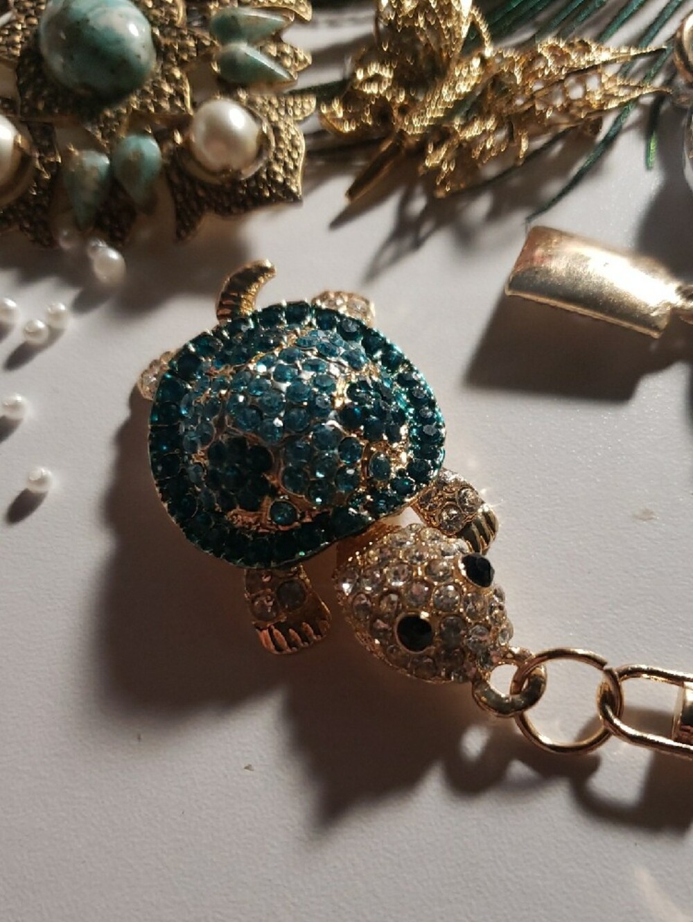 Siren's Collection Turtle Blue & Gold Keychain - Picture 3 of 7